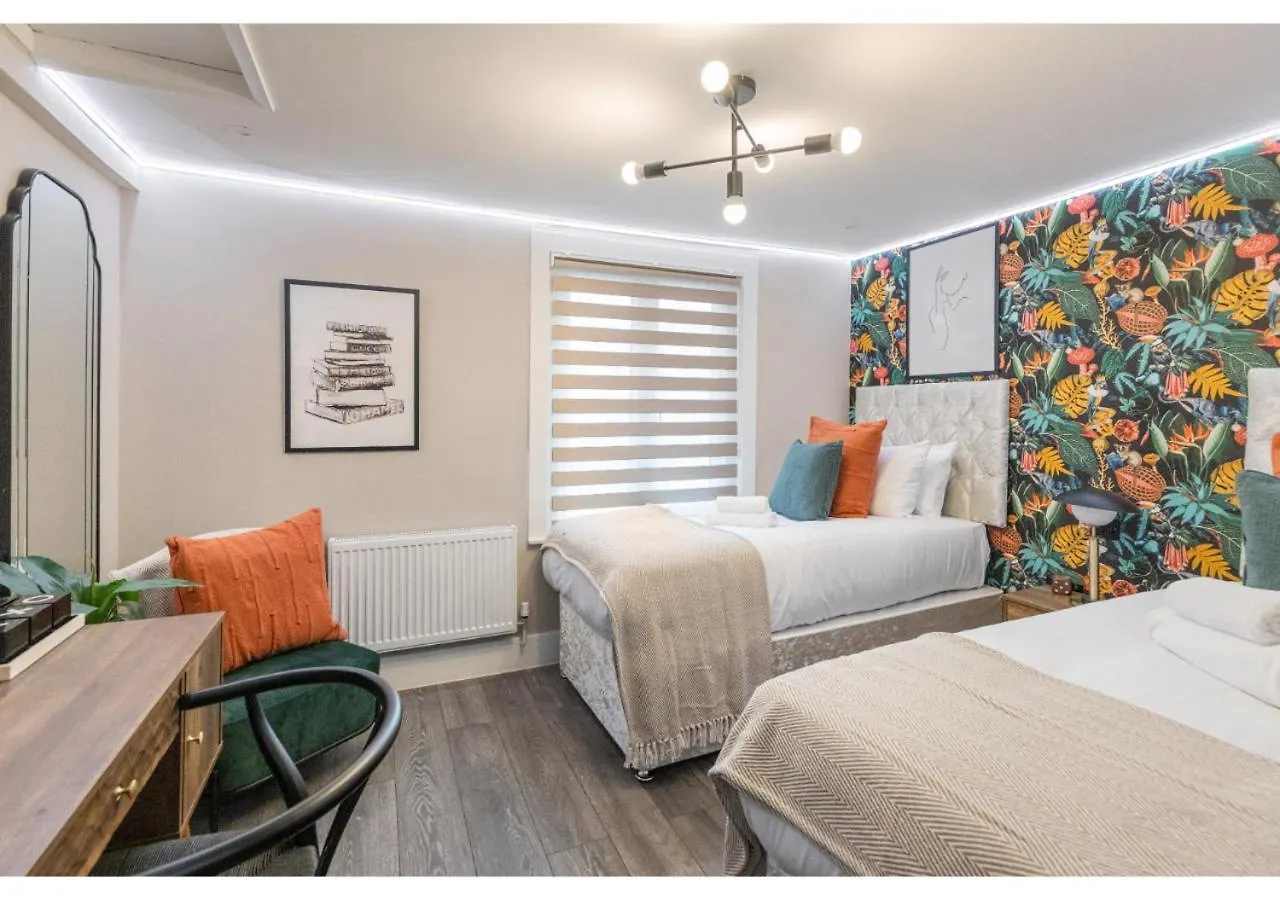 Modern London 3-Bedroom Flat Apartmán